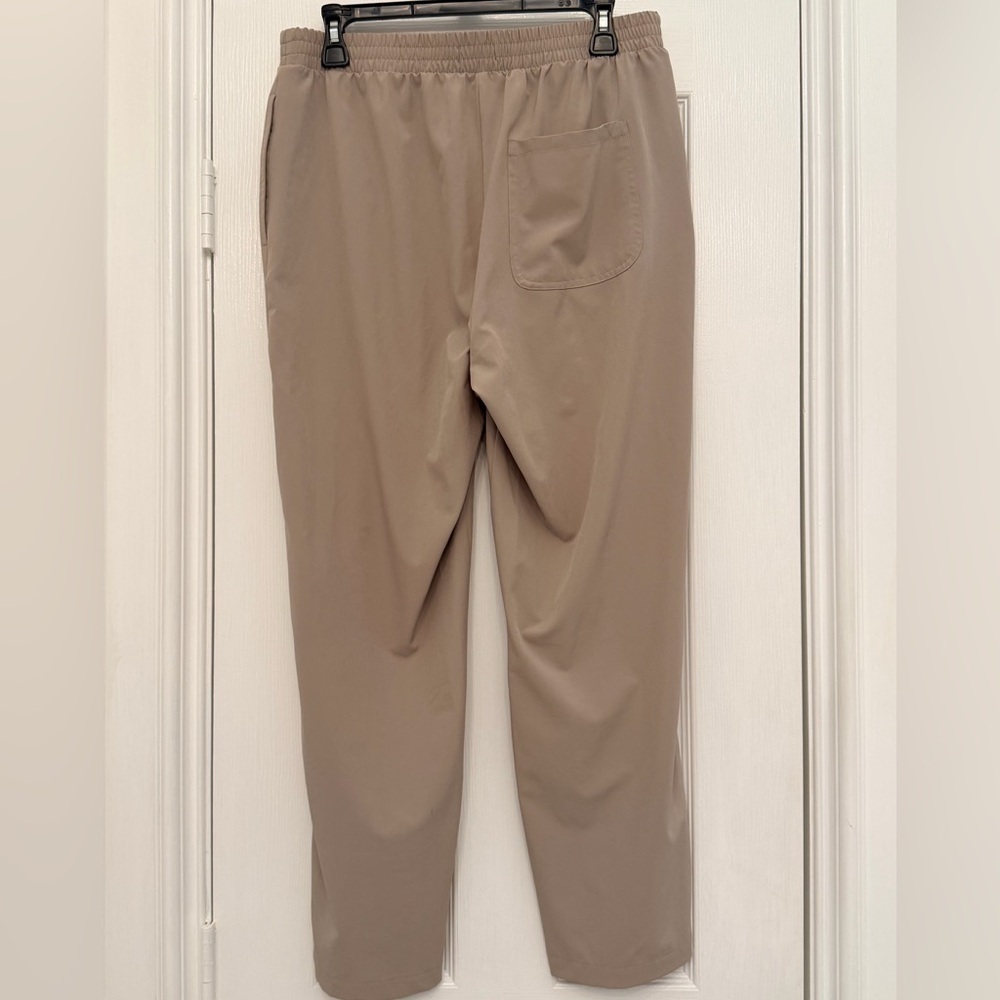 Simply Vera Vera Wang Women’s Beige Wide Leg Light Weight Pants- Size M - Picture 3 of 7